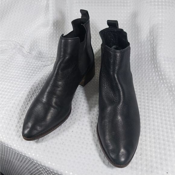 LUCKY BRAND! LUFTI BLACK GENUINE LEATHER MOD ANKLE BOOTS, BOOTIES! SZ 9.5M - Picture 3 of 10